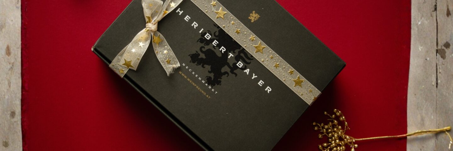 Eine Geschenksbox von Heribert Bayer